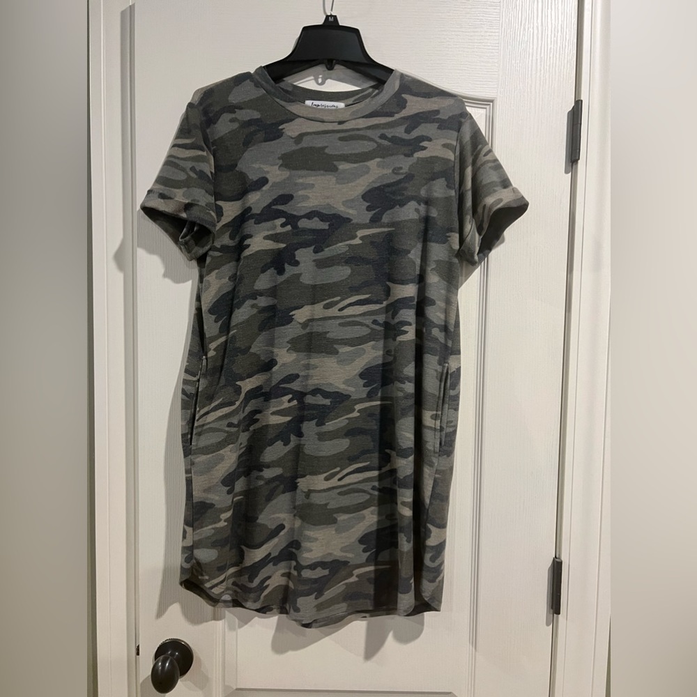 Impressions Women’s camouflage dress with pockets